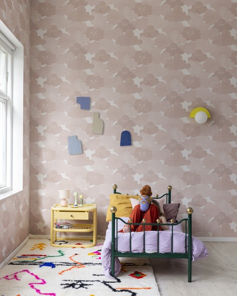 Happy Clouds, Pink