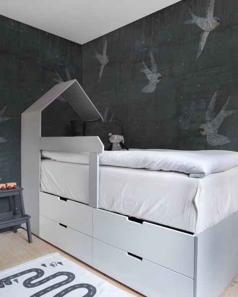Concrete Art, Night Swallow