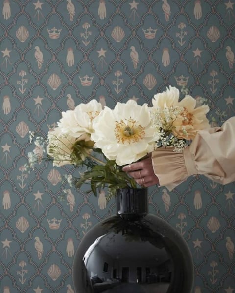 Sandberg | Turtledove Barn | Indigo Blue | S10272