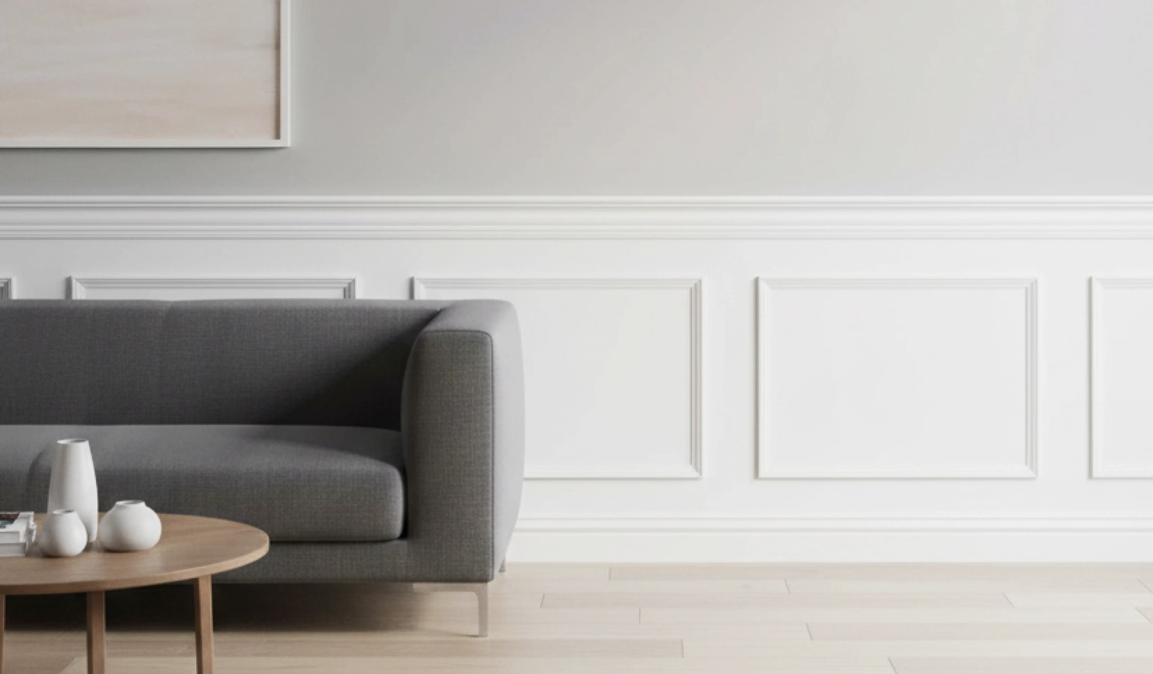 Stunning look of wainscoting at living room