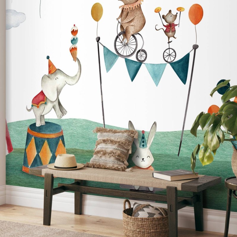 Oliver Robins | Crazy Circus