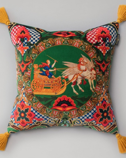 MINDTHEGAP | LA DOLCE VITA | Cushion | MYTHOLOGY Velvet 
