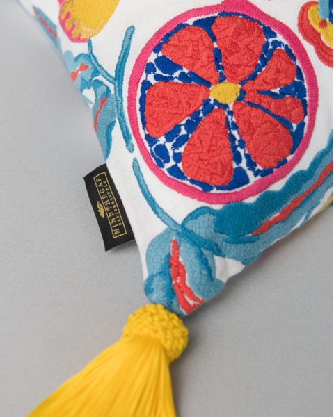 MINDTHEGAP | LA DOLCE VITA | Cushion | FIORI DI LIMONE Embroidered 