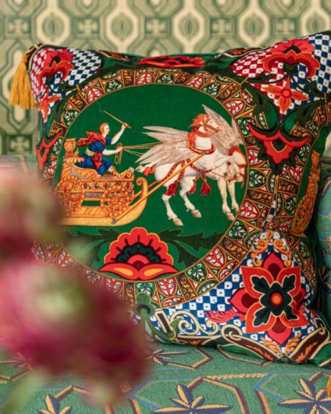 MINDTHEGAP | LA DOLCE VITA | Fabric | MYTHOLOGY Velvet