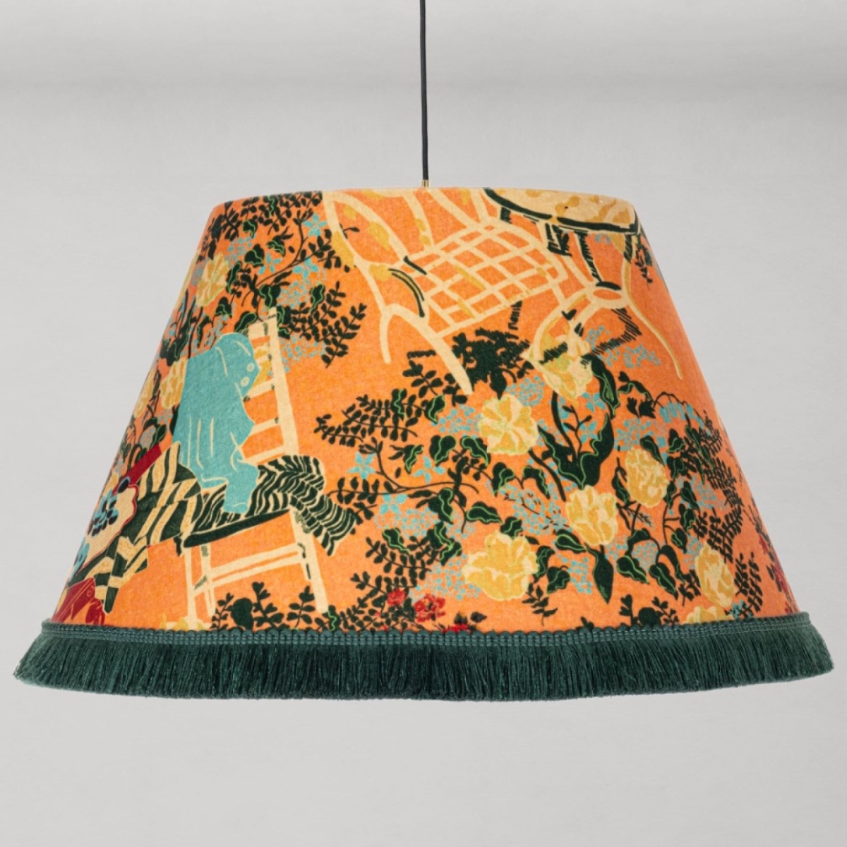 MINDTHEGAP | LA DOLCE VITA | Pendant Lamp | LA BRASSERIA Salmon 