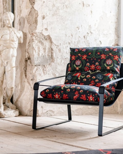 MINDTHEGAP | The Contemporary Capsule | Dunhill Chair | Zabola Linen and Vintage Black Leather