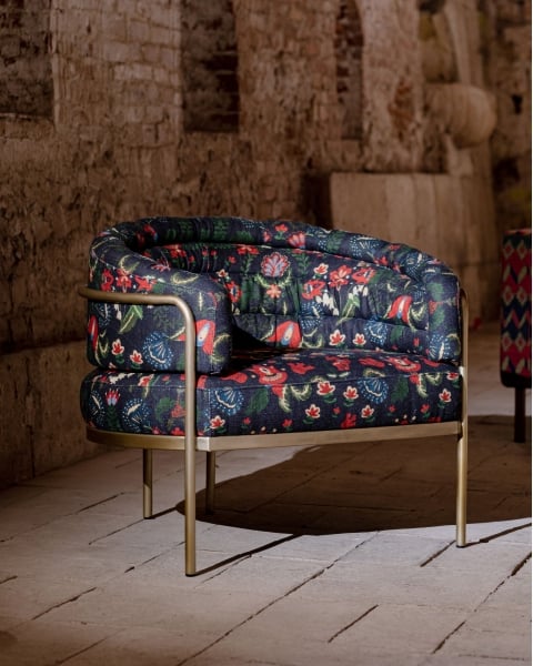 MINDTHEGAP | The Contemporary Capsule | Peregrine Chair | Zabola Linen