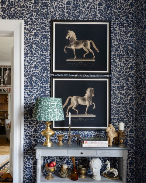 MINDTHEGAP | The Wallpaper Compendium | Royal Hunting | WP20420