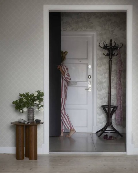 Sandberg / Trellis Gray S10302